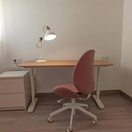 The Center 2 Apartment *